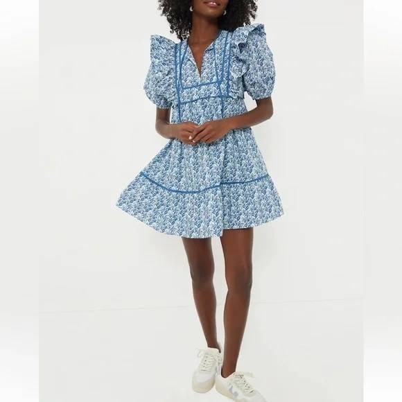 Hyacinth House Rosaleigh mini dress size M floral puff sleeve garden party - Picture 2 of 9